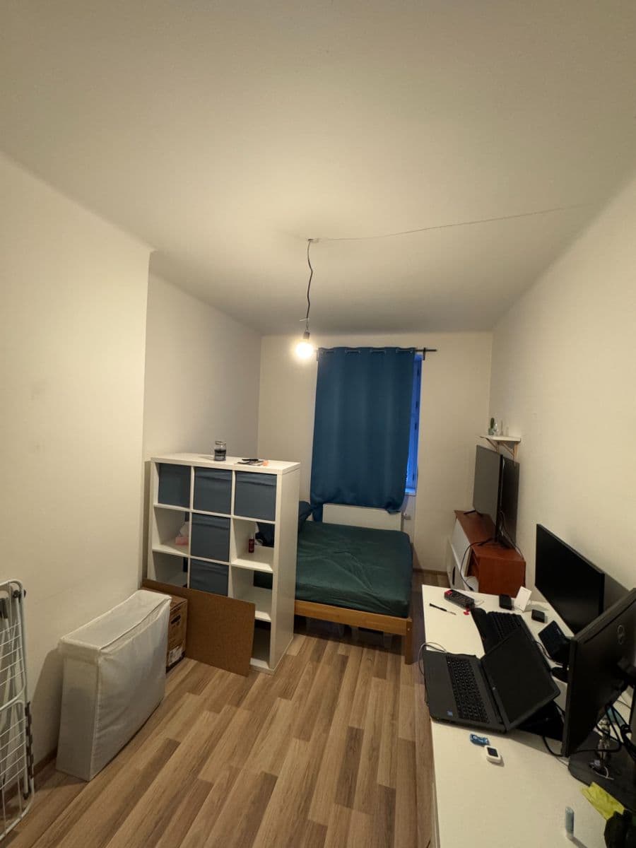 Pronájem bytu 3+1 15 m², Na Hutích, Praha, Praha Pronájem bytu 3+1 15 m², Na Hutích, Praha, Praha