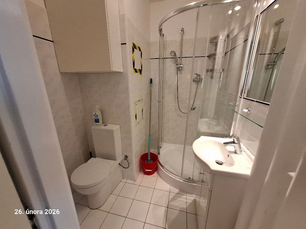Pronájem bytu 2+kk 43 m², Vokovická, Praha, Praha Pronájem bytu 2+kk 43 m², Vokovická, Praha, Praha