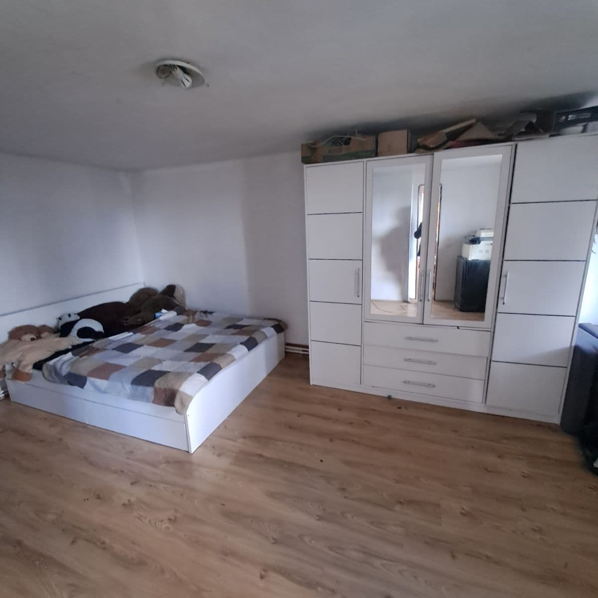 Prodej domu 106 m², pozemek 2.298 m², Příbram, Středočeský kraj Prodej domu 106 m², pozemek 2.298 m², Příbram, Středočeský kraj