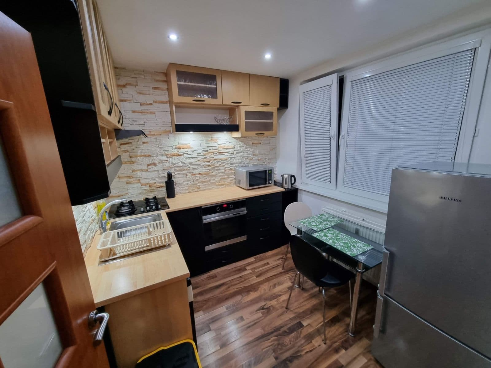 Pronájem bytu 1+1 35 m², Havanská, Košice - mestská časť Sídlisko Ťahanovce, Košický kraj Pronájem bytu 1+1 35 m², Havanská, Košice - mestská časť Sídlisko Ťahanovce, Košický kraj