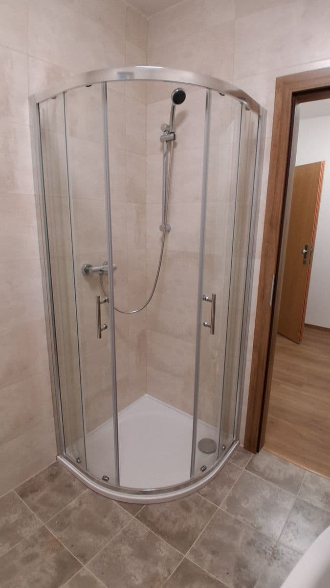 Pronájem bytu 2+kk 40 m², Komenského, Zdice, Středočeský kraj Pronájem bytu 2+kk 40 m², Komenského, Zdice, Středočeský kraj