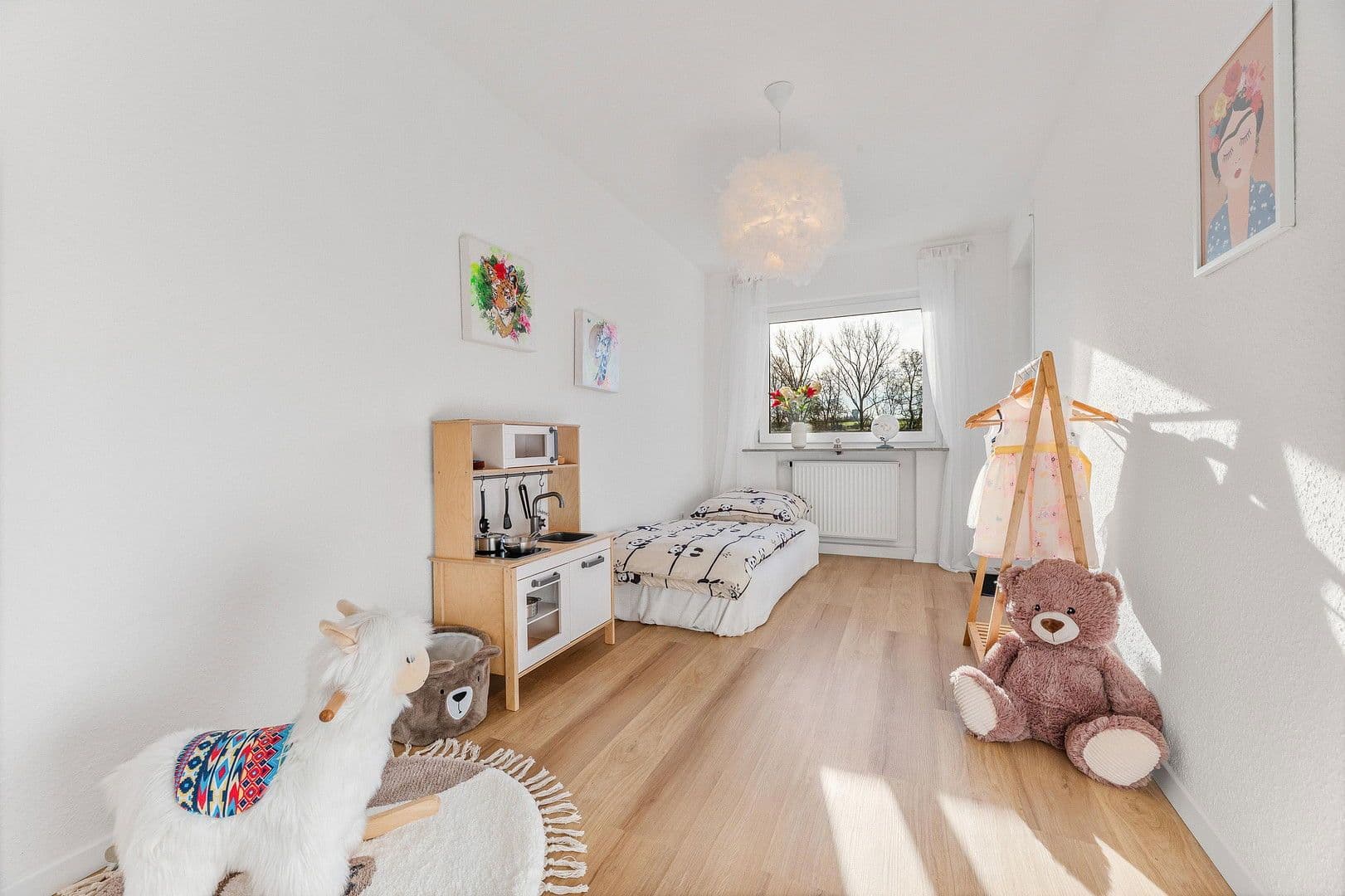 Prodej domu 105 m², pozemek 122 m², Illingen, Bádensko-Württembersko Prodej domu 105 m², pozemek 122 m², Illingen, Bádensko-Württembersko