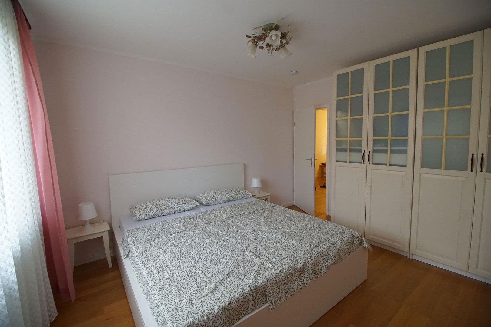 Prodej bytu 4+kk 100 m², Prof.-Kurz-Str.12, Augsburg, Bavorsko Prodej bytu 4+kk 100 m², Prof.-Kurz-Str.12, Augsburg, Bavorsko