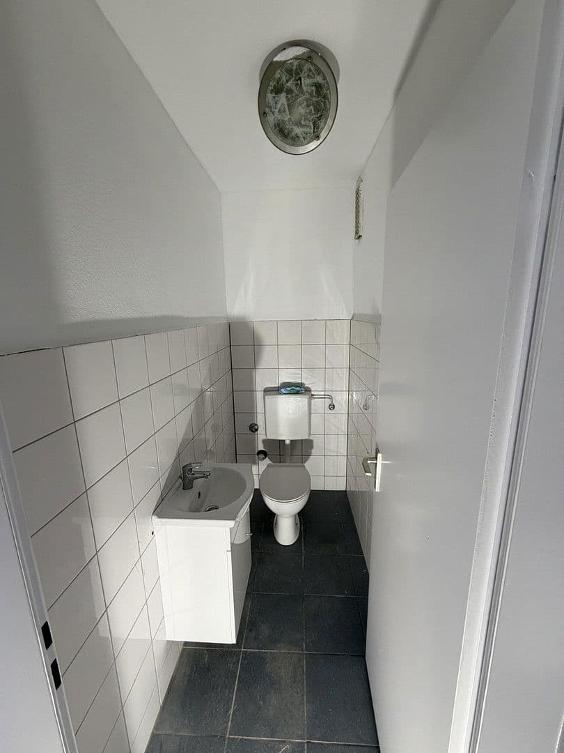 Pronájem bytu 3+1 106 m², Ludwigstr. 70, Wald-Michelbach, Hessen Pronájem bytu 3+1 106 m², Ludwigstr. 70, Wald-Michelbach, Hessen