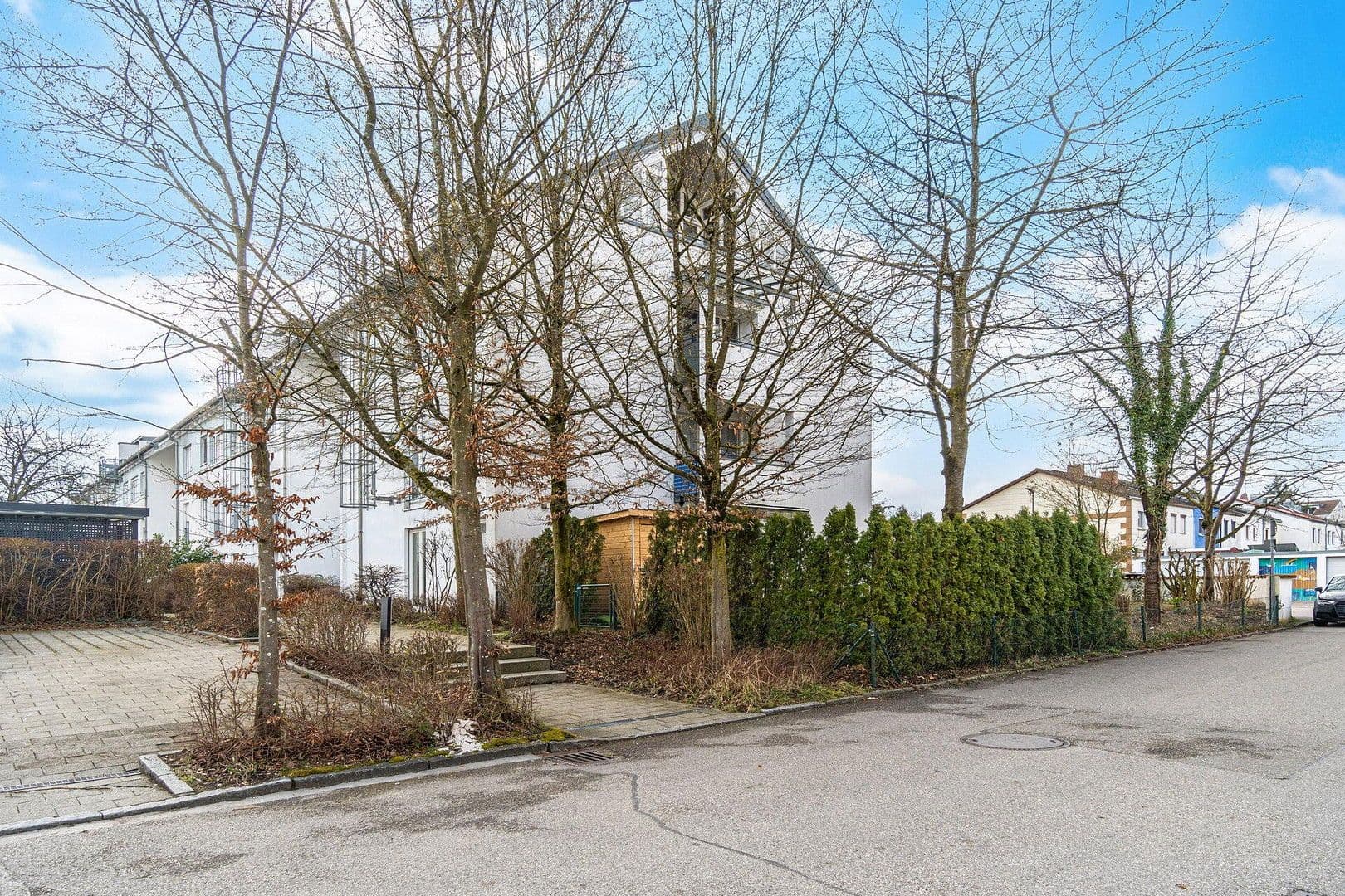 Prodej bytu 3+1 76 m², Schellenbergstr. 2, Germering, Bavorsko Prodej bytu 3+1 76 m², Schellenbergstr. 2, Germering, Bavorsko