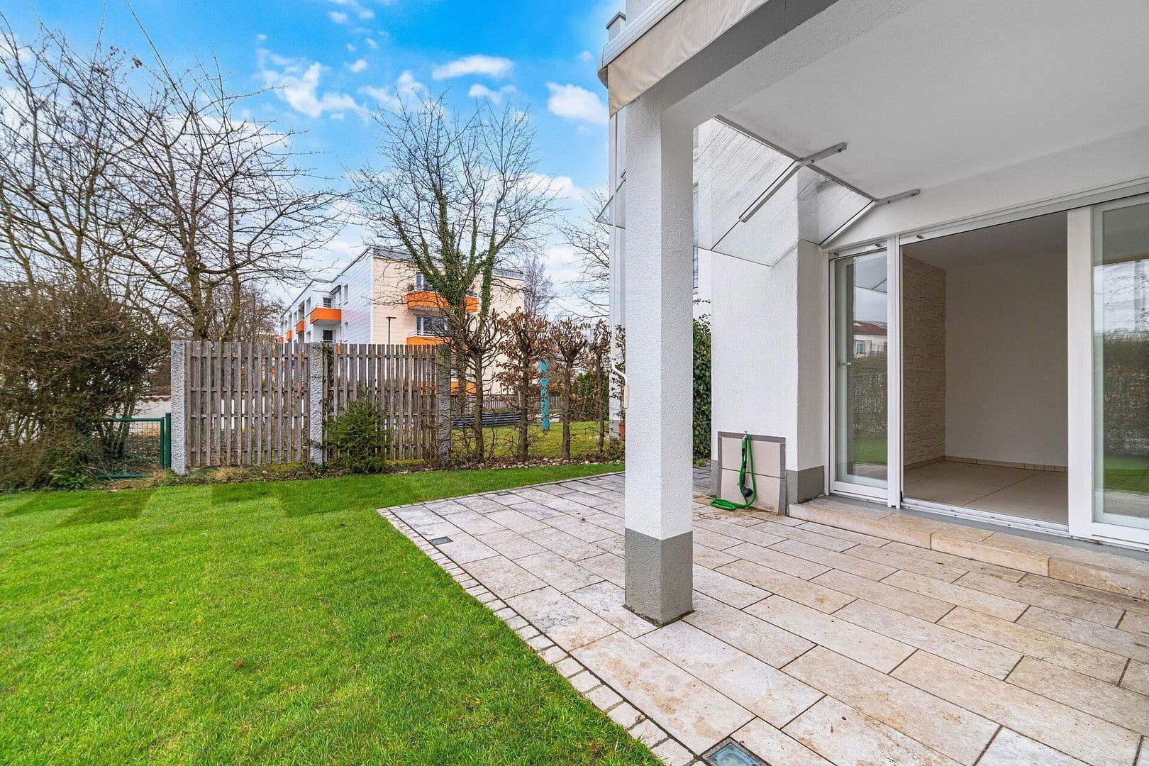 Prodej bytu 3+1 76 m², Schellenbergstr. 2, Germering, Bavorsko Prodej bytu 3+1 76 m², Schellenbergstr. 2, Germering, Bavorsko