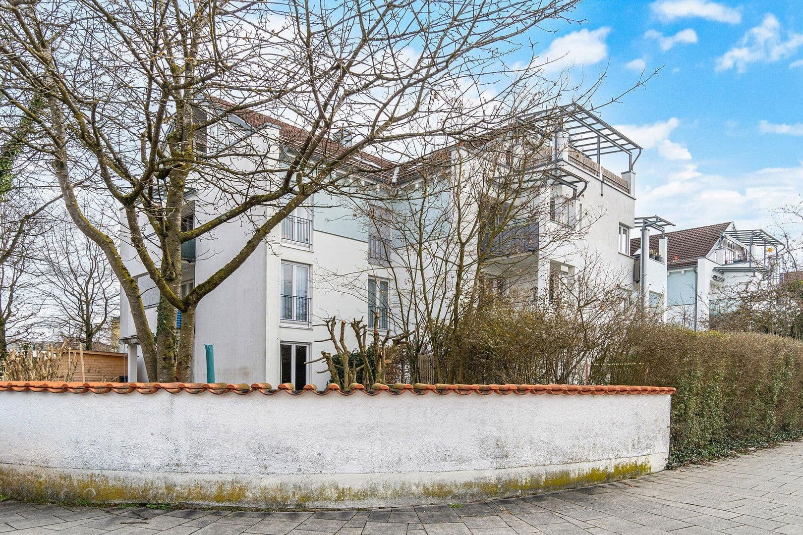 Prodej bytu 3+1 76 m², Schellenbergstr. 2, Germering, Bavorsko Prodej bytu 3+1 76 m², Schellenbergstr. 2, Germering, Bavorsko