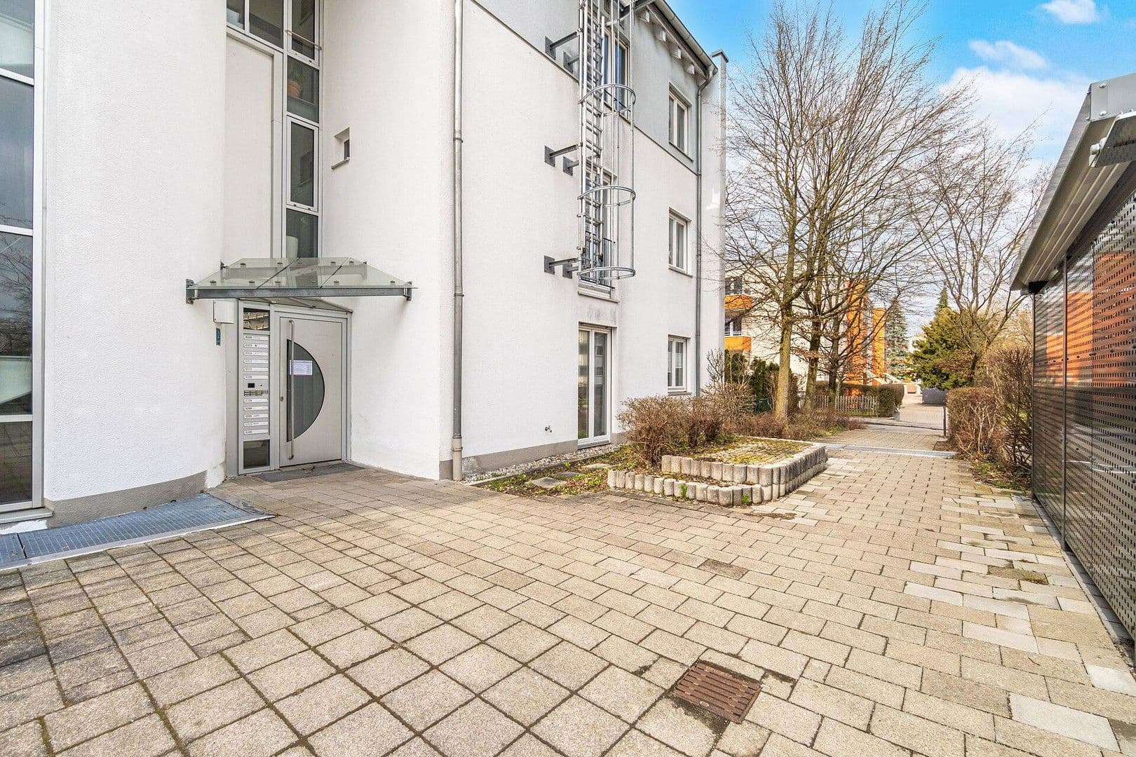 Prodej bytu 3+1 76 m², Schellenbergstr. 2, Germering, Bavorsko Prodej bytu 3+1 76 m², Schellenbergstr. 2, Germering, Bavorsko