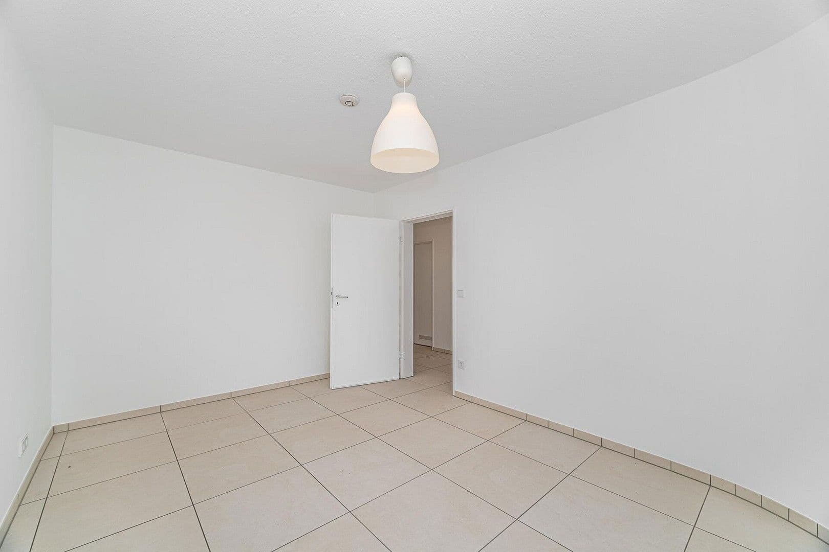 Prodej bytu 3+1 76 m², Schellenbergstr. 2, Germering, Bavorsko Prodej bytu 3+1 76 m², Schellenbergstr. 2, Germering, Bavorsko