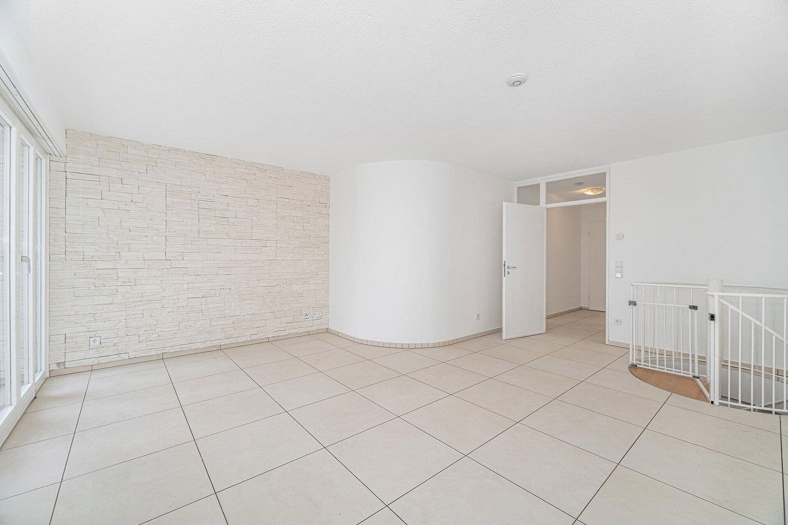 Prodej bytu 3+1 76 m², Schellenbergstr. 2, Germering, Bavorsko Prodej bytu 3+1 76 m², Schellenbergstr. 2, Germering, Bavorsko