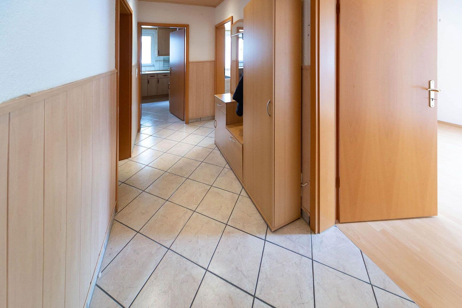 Pronájem bytu 4+1 70 m², Brenkenackerweg 35, Lichtenstein, Bádensko-Württembersko Pronájem bytu 4+1 70 m², Brenkenackerweg 35, Lichtenstein, Bádensko-Württembersko