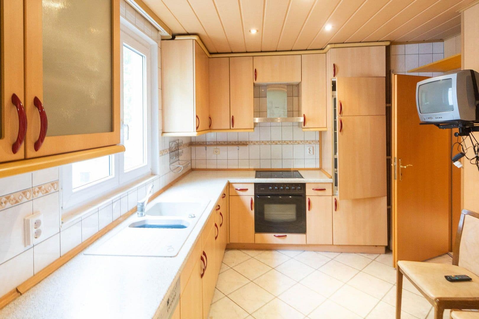 Pronájem bytu 4+1 70 m², Brenkenackerweg 35, Lichtenstein, Bádensko-Württembersko Pronájem bytu 4+1 70 m², Brenkenackerweg 35, Lichtenstein, Bádensko-Württembersko