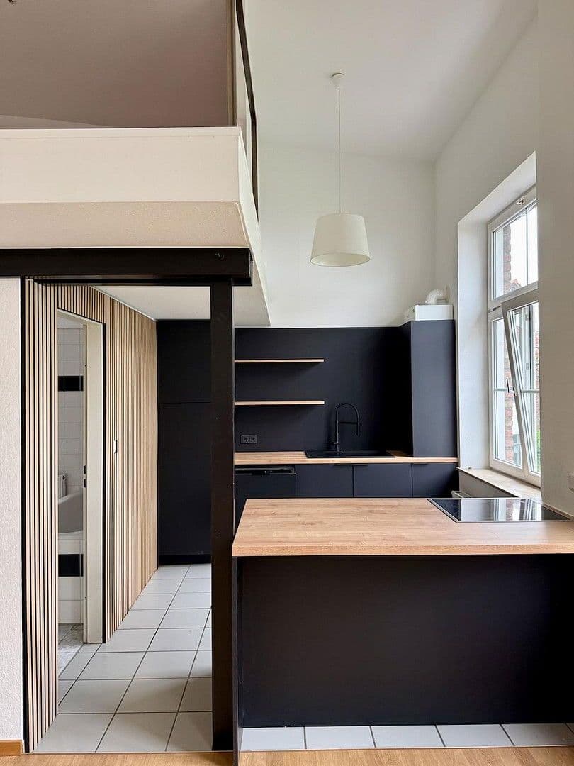 Prodej domu 164 m², pozemek 100 m², Düsseldorf, Severní Porýní-Vestfálsko Prodej domu 164 m², pozemek 100 m², Düsseldorf, Severní Porýní-Vestfálsko