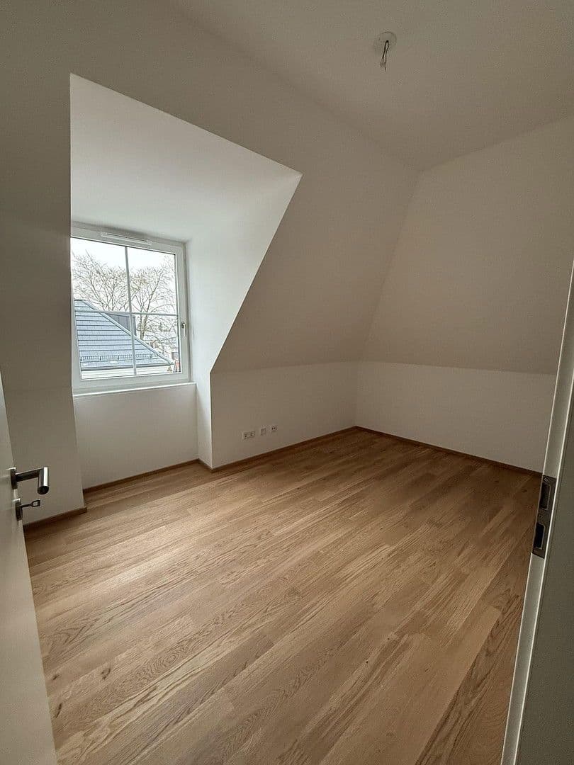 Pronájem bytu 2+kk 76 m², Bauweberstraße, München, Bavorsko Pronájem bytu 2+kk 76 m², Bauweberstraße, München, Bavorsko
