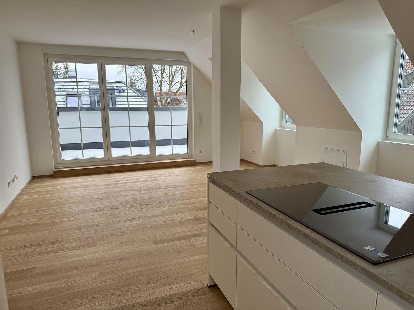 Pronájem bytu 2+kk 76 m², Bauweberstraße, München, Bavorsko Pronájem bytu 2+kk 76 m², Bauweberstraße, München, Bavorsko