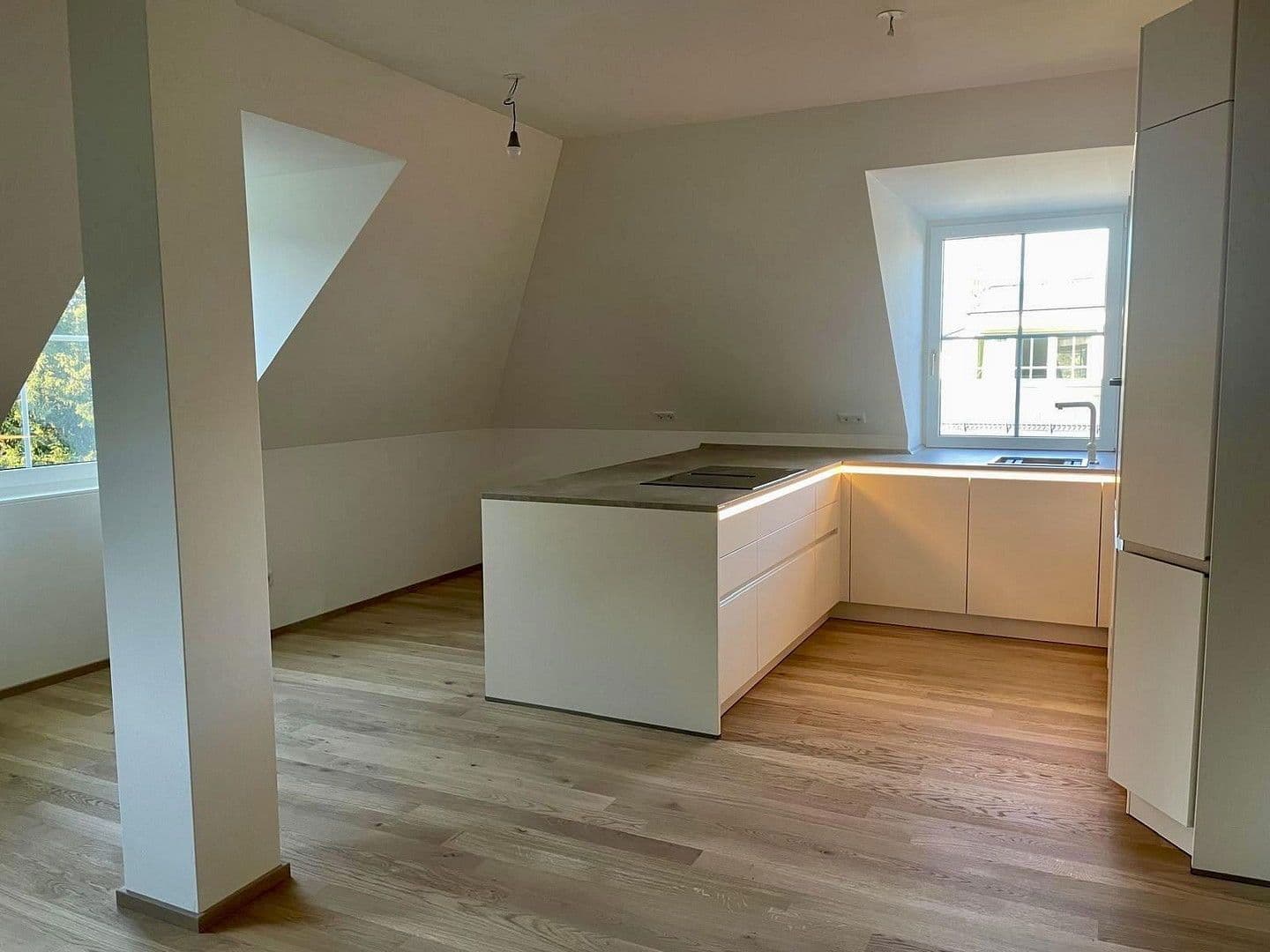 Pronájem bytu 2+kk 76 m², Bauweberstraße, München, Bavorsko Pronájem bytu 2+kk 76 m², Bauweberstraße, München, Bavorsko