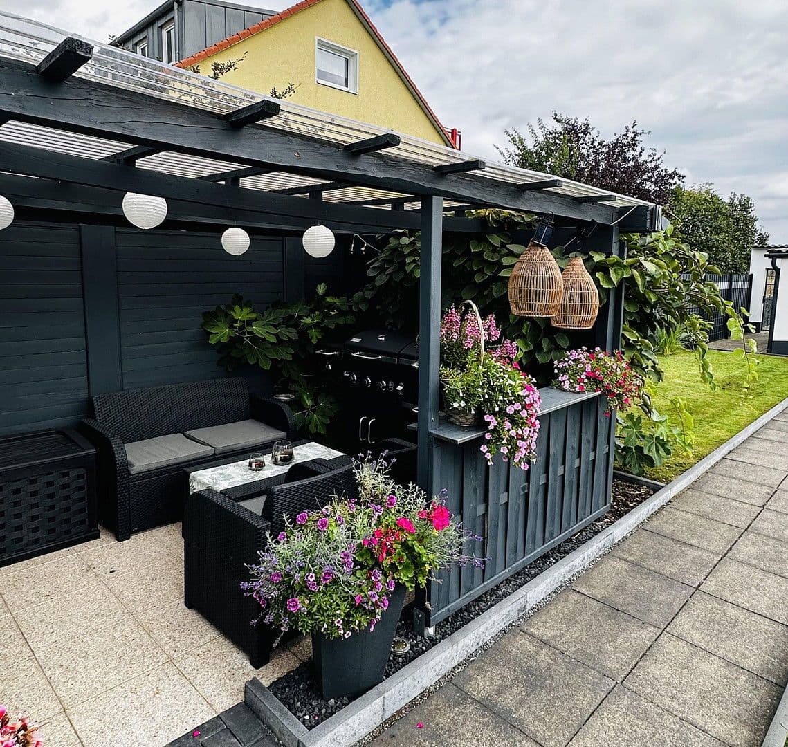 Prodej domu 166 m², pozemek 400 m², Ostlandstraße 15, Bockenem, Dolní Sasko Prodej domu 166 m², pozemek 400 m², Ostlandstraße 15, Bockenem, Dolní Sasko