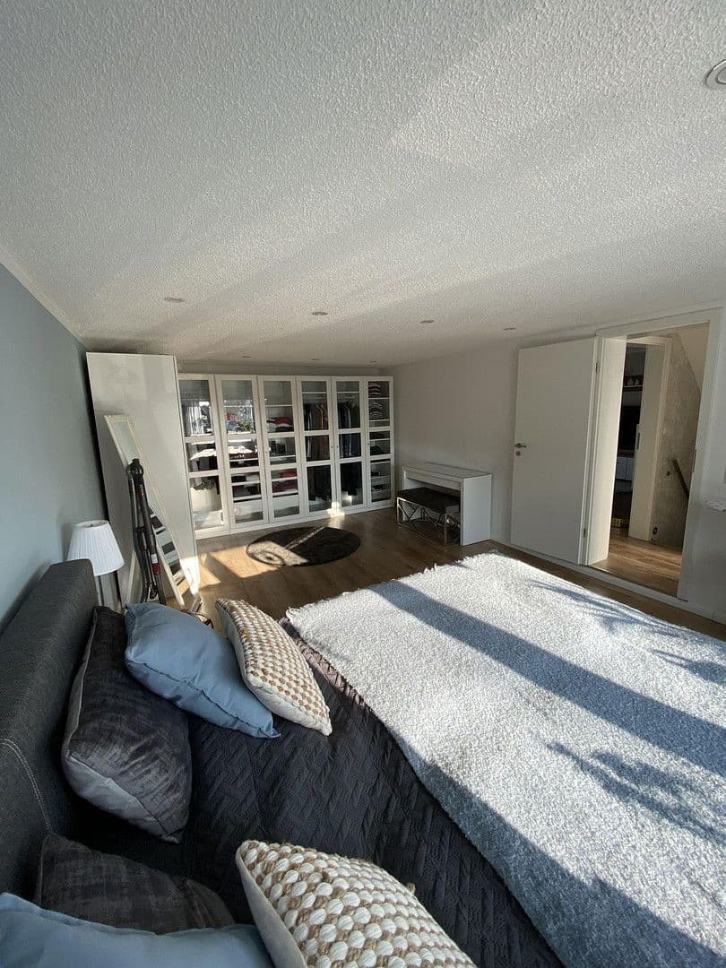 Prodej domu 166 m², pozemek 400 m², Ostlandstraße 15, Bockenem, Dolní Sasko Prodej domu 166 m², pozemek 400 m², Ostlandstraße 15, Bockenem, Dolní Sasko