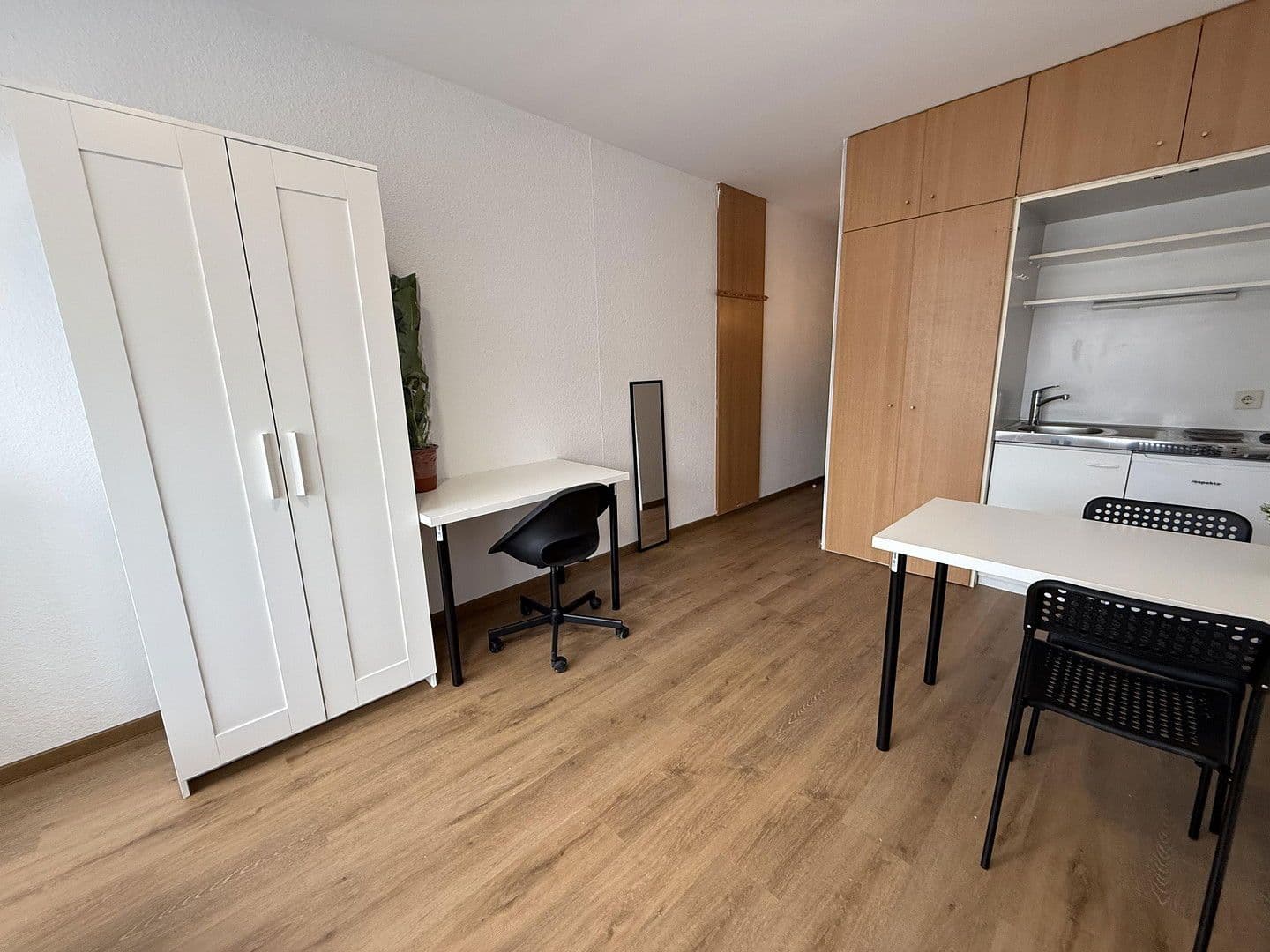 Pronájem bytu 1+1 21 m², Henkestraße 71, Erlangen, Bavorsko Pronájem bytu 1+1 21 m², Henkestraße 71, Erlangen, Bavorsko