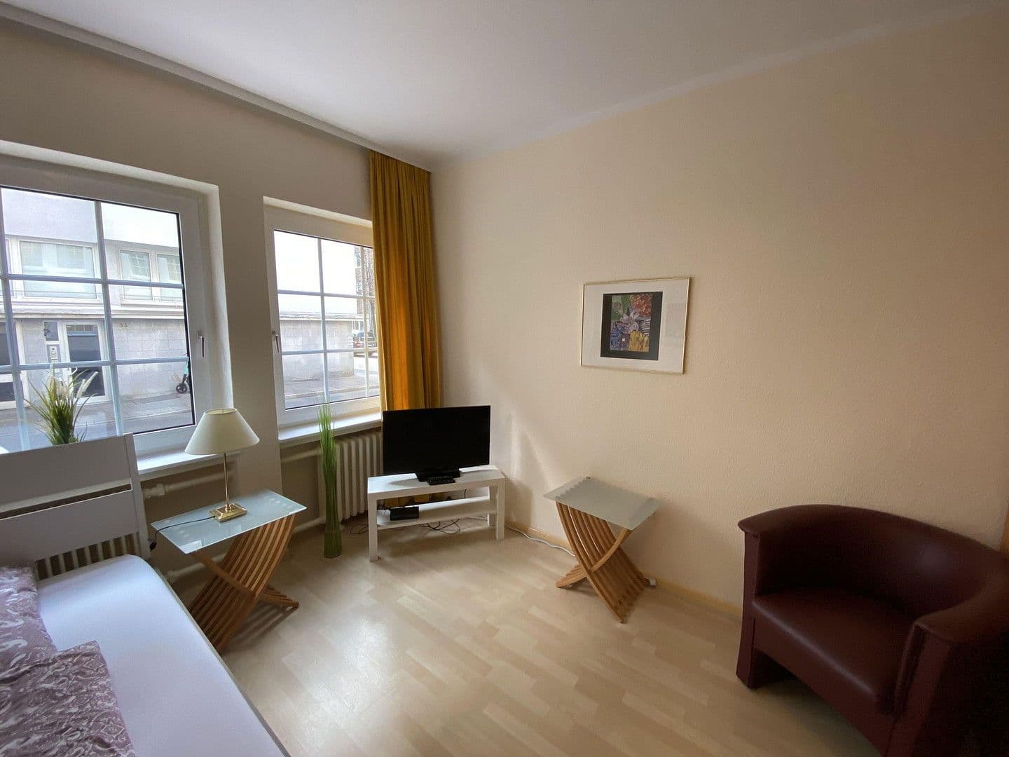 Pronájem bytu 1+1 27 m², Cantadorstr. 21, Düsseldorf, Severní Porýní-Vestfálsko Pronájem bytu 1+1 27 m², Cantadorstr. 21, Düsseldorf, Severní Porýní-Vestfálsko