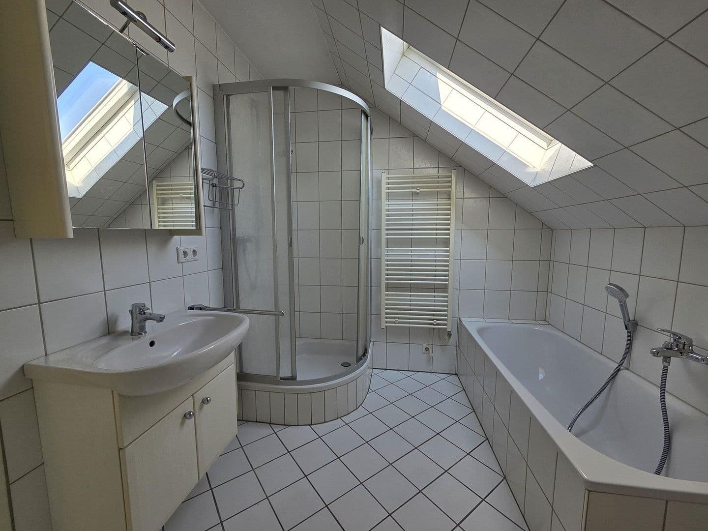 Pronájem bytu 2+1 74 m², Dortmund, Severní Porýní-Vestfálsko Pronájem bytu 2+1 74 m², Dortmund, Severní Porýní-Vestfálsko