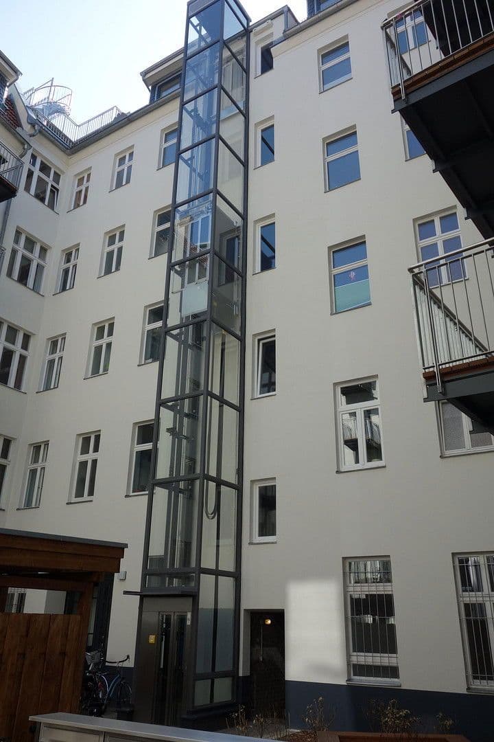 Pronájem bytu 1+1 36 m², Berlin, Berlín Pronájem bytu 1+1 36 m², Berlin, Berlín