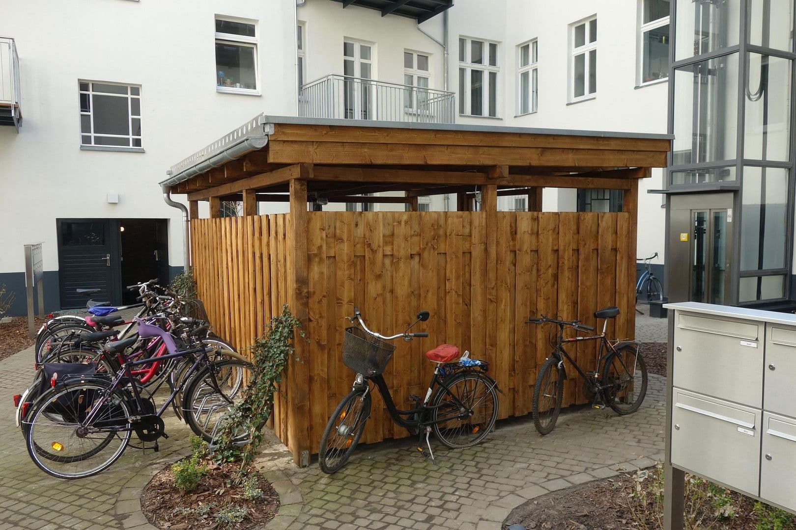 Pronájem bytu 1+1 36 m², Berlin, Berlín Pronájem bytu 1+1 36 m², Berlin, Berlín