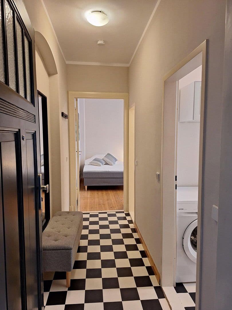 Pronájem bytu 1+1 36 m², Berlin, Berlín Pronájem bytu 1+1 36 m², Berlin, Berlín