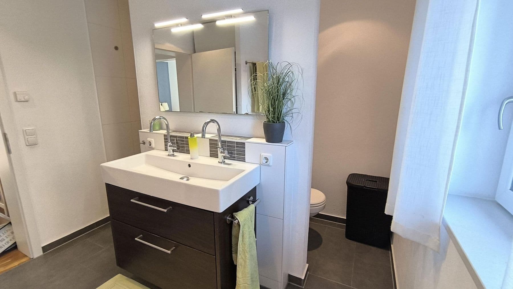 Prodej domu 174 m², pozemek 351 m², Miesbach, Bavorsko Prodej domu 174 m², pozemek 351 m², Miesbach, Bavorsko