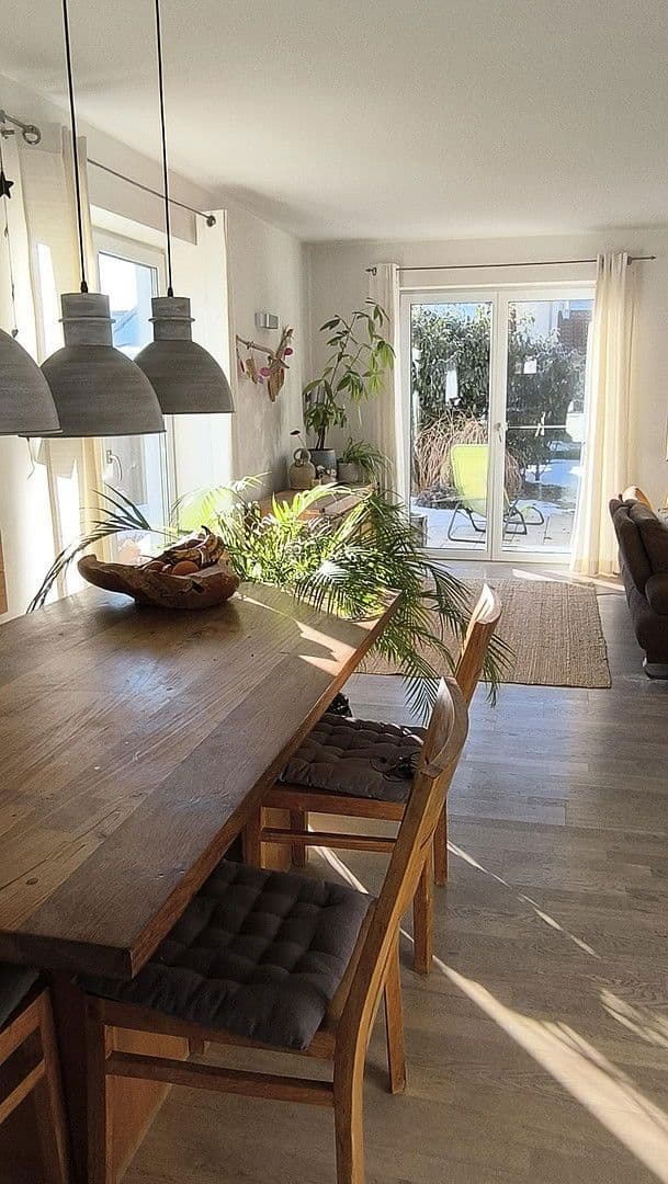 Prodej domu 174 m², pozemek 351 m², Miesbach, Bavorsko Prodej domu 174 m², pozemek 351 m², Miesbach, Bavorsko