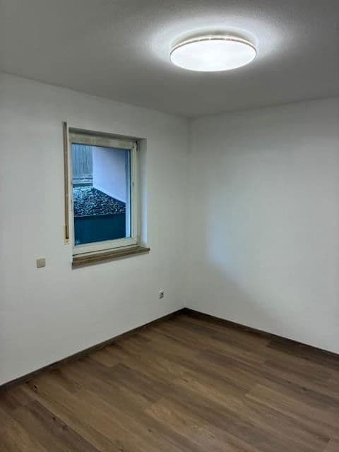 Prodej bytu 2+1 44 m², Hopfenstraße 5, Neustadt an der Aisch, Bavorsko Prodej bytu 2+1 44 m², Hopfenstraße 5, Neustadt an der Aisch, Bavorsko