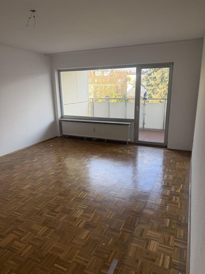 Pronájem bytu 3+1 74 m², Köln, Severní Porýní-Vestfálsko Pronájem bytu 3+1 74 m², Köln, Severní Porýní-Vestfálsko