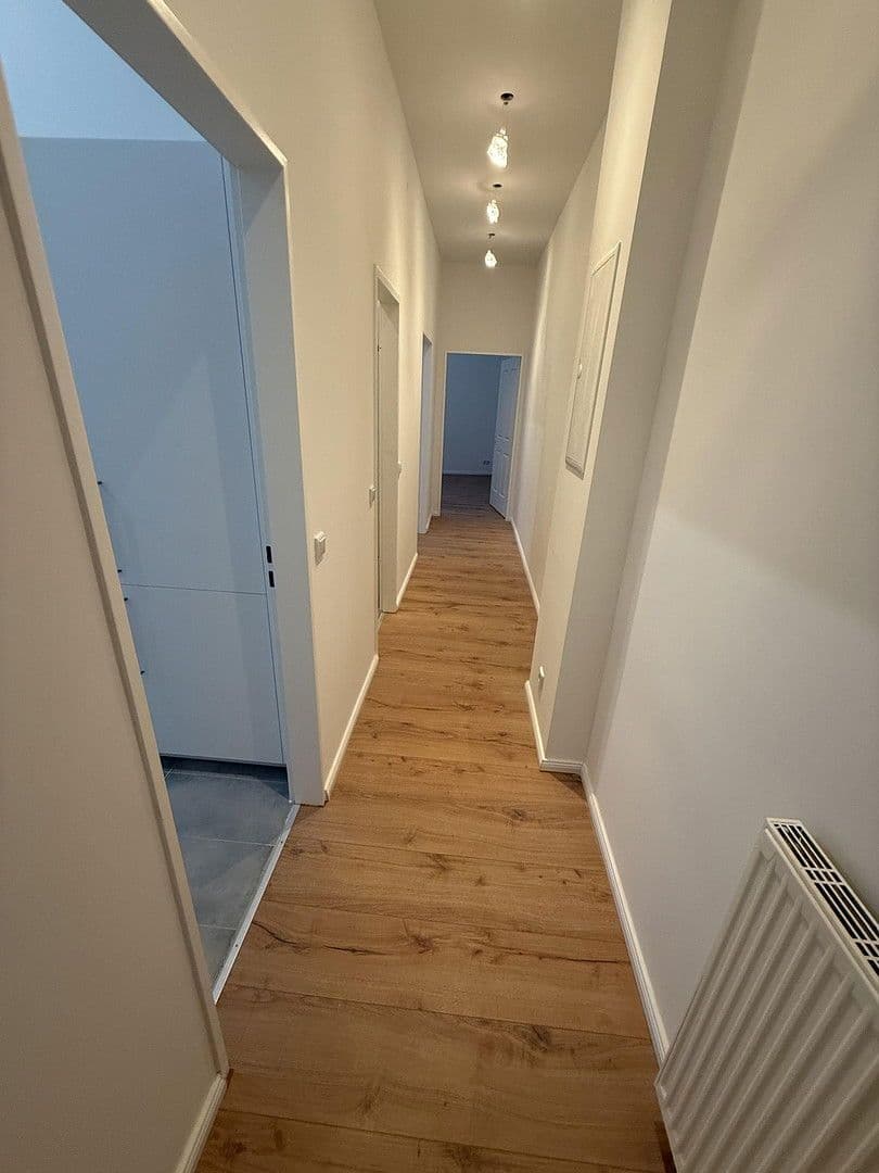 Pronájem bytu 2+1 64 m², Detmolder Straße, Berlin, Berlín Pronájem bytu 2+1 64 m², Detmolder Straße, Berlin, Berlín