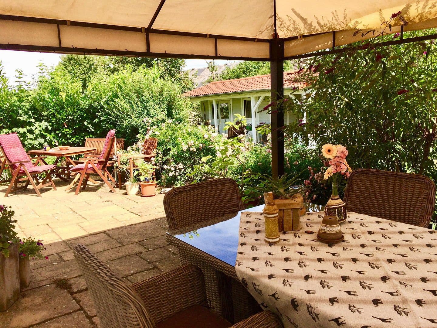 Prodej domu 160 m², pozemek 1.394 m², Ralingen, Porýní-Falc Prodej domu 160 m², pozemek 1.394 m², Ralingen, Porýní-Falc