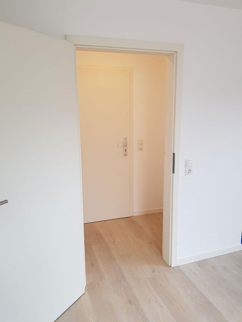 Pronájem bytu 2+1 30 m², Wormser Straße 24, Nackenheim, Porýní-Falc Pronájem bytu 2+1 30 m², Wormser Straße 24, Nackenheim, Porýní-Falc