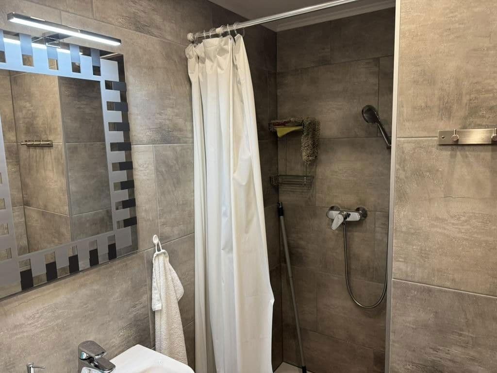 Pronájem bytu 2+1 25 m², Sonnenstr. 53a, Gilching, Bavorsko Pronájem bytu 2+1 25 m², Sonnenstr. 53a, Gilching, Bavorsko