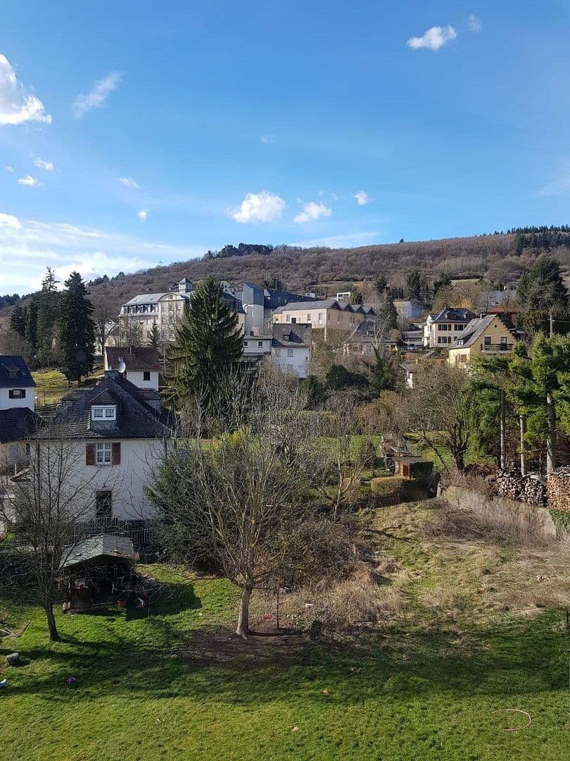 Pronájem bytu 2+1 50 m², Friedrich-Ebert-Straße 11, Kirn, Porýní-Falc Pronájem bytu 2+1 50 m², Friedrich-Ebert-Straße 11, Kirn, Porýní-Falc