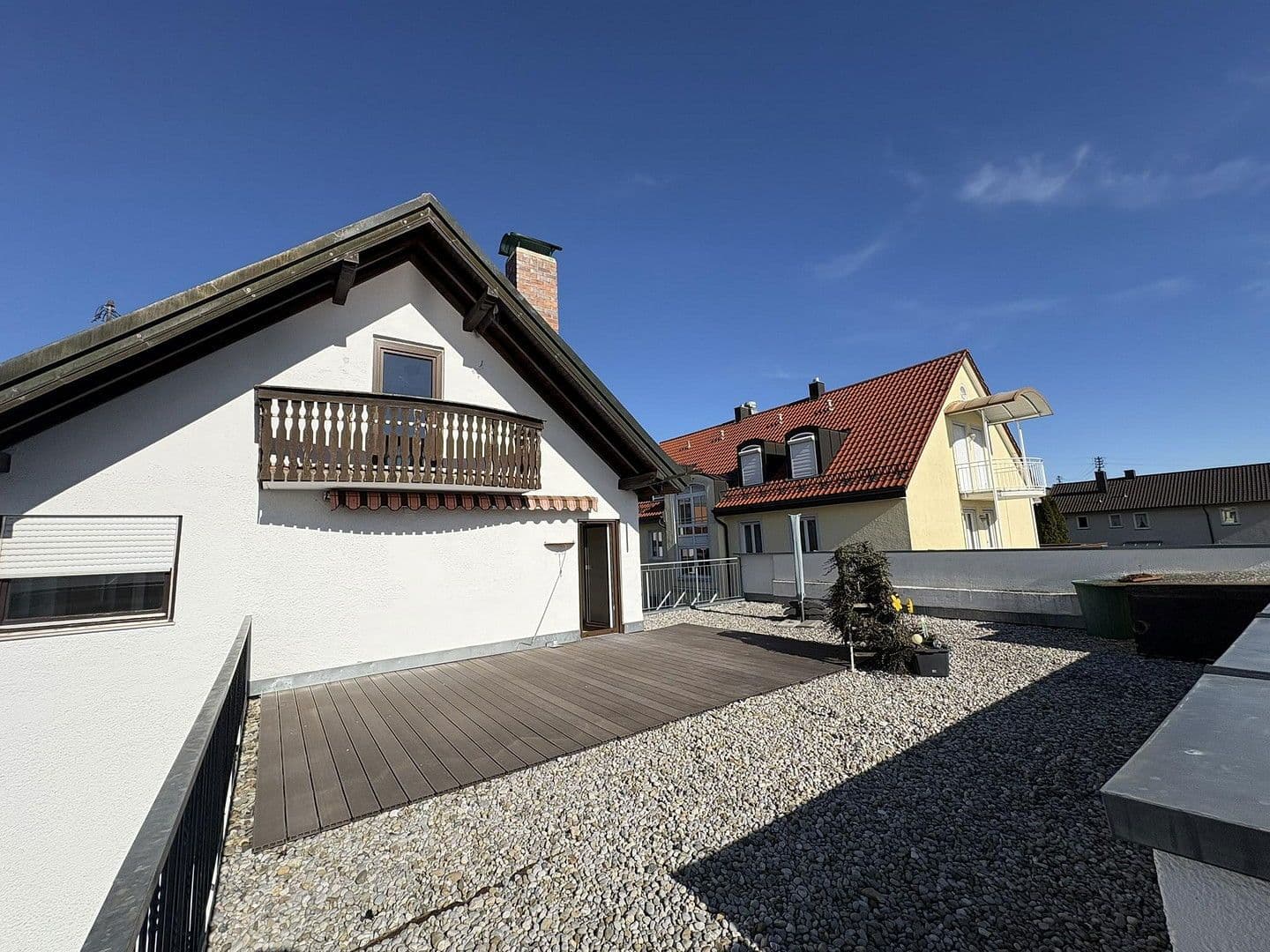 Pronájem bytu 3+kk 139 m², Blumenstraße 34, Karlsfeld, Bavorsko Pronájem bytu 3+kk 139 m², Blumenstraße 34, Karlsfeld, Bavorsko