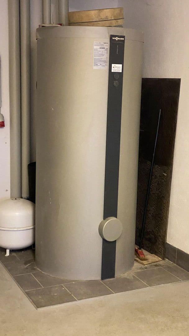 Prodej domu 576 m², pozemek 1.764 m², Tuninger Straße 36, Bad Dürrheim, Bádensko-Württembersko Prodej domu 576 m², pozemek 1.764 m², Tuninger Straße 36, Bad Dürrheim, Bádensko-Württembersko