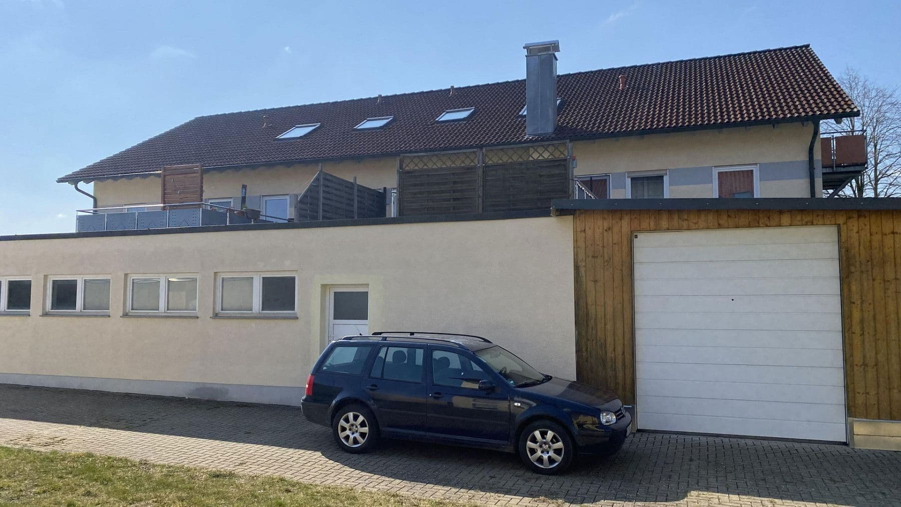 Prodej domu 576 m², pozemek 1.764 m², Tuninger Straße 36, Bad Dürrheim, Bádensko-Württembersko Prodej domu 576 m², pozemek 1.764 m², Tuninger Straße 36, Bad Dürrheim, Bádensko-Württembersko
