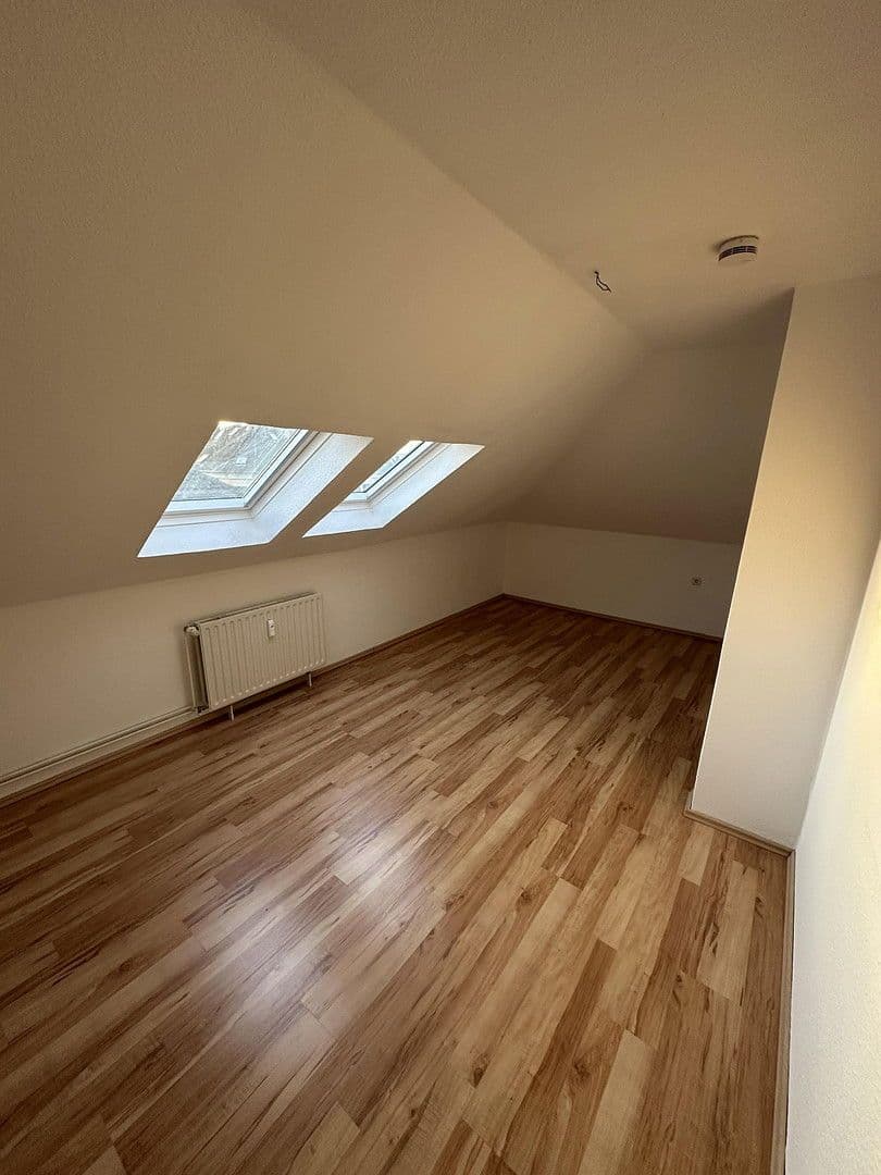 Pronájem bytu 4+1 120 m², Braunschweig, Dolní Sasko Pronájem bytu 4+1 120 m², Braunschweig, Dolní Sasko