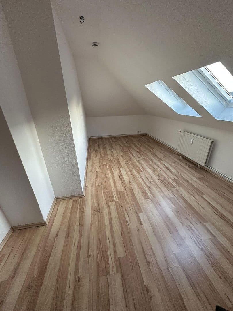 Pronájem bytu 4+1 120 m², Braunschweig, Dolní Sasko Pronájem bytu 4+1 120 m², Braunschweig, Dolní Sasko