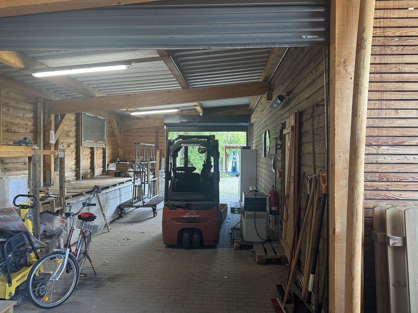 Prodej nebytového prostoru 6.000 m², Löbauer Str. 1a, Žitava, Sasko Prodej nebytového prostoru 6.000 m², Löbauer Str. 1a, Žitava, Sasko