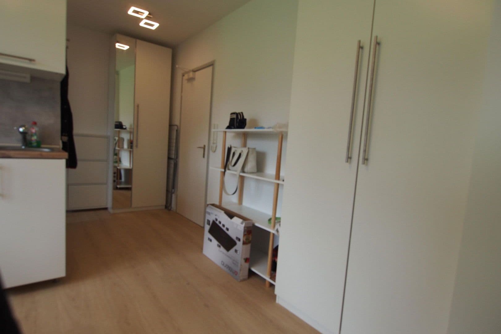 Pronájem bytu 1+1 19 m², Kreuzerweg 33, München, Bavorsko Pronájem bytu 1+1 19 m², Kreuzerweg 33, München, Bavorsko