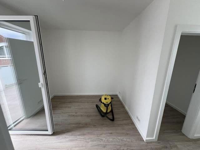Pronájem bytu 3+1 134 m², Hundsmühler Str 157, Oldenburg-Eversten, Dolní Sasko Pronájem bytu 3+1 134 m², Hundsmühler Str 157, Oldenburg-Eversten, Dolní Sasko