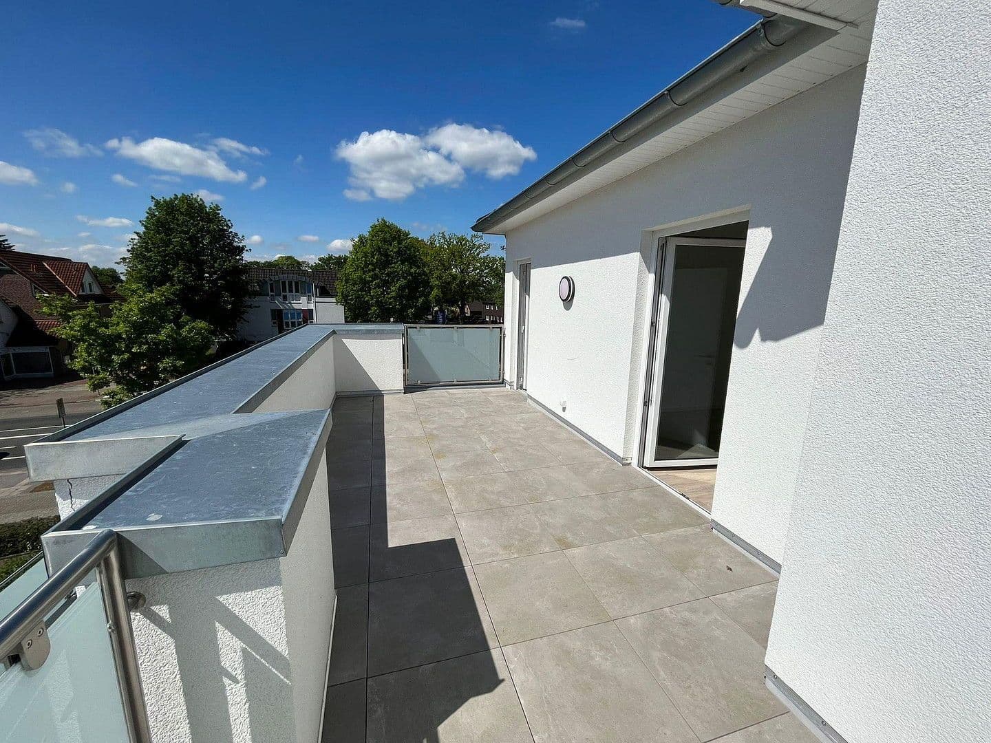 Pronájem bytu 3+1 134 m², Hundsmühler Str 157, Oldenburg-Eversten, Dolní Sasko Pronájem bytu 3+1 134 m², Hundsmühler Str 157, Oldenburg-Eversten, Dolní Sasko