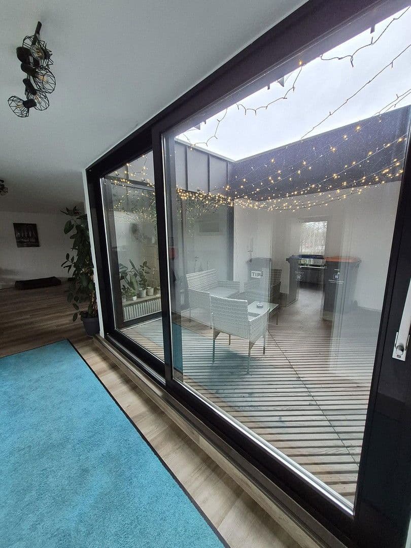 Pronájem kanceláře 127 m², Sindelfingen, Bádensko-Württembersko Pronájem kanceláře 127 m², Sindelfingen, Bádensko-Württembersko