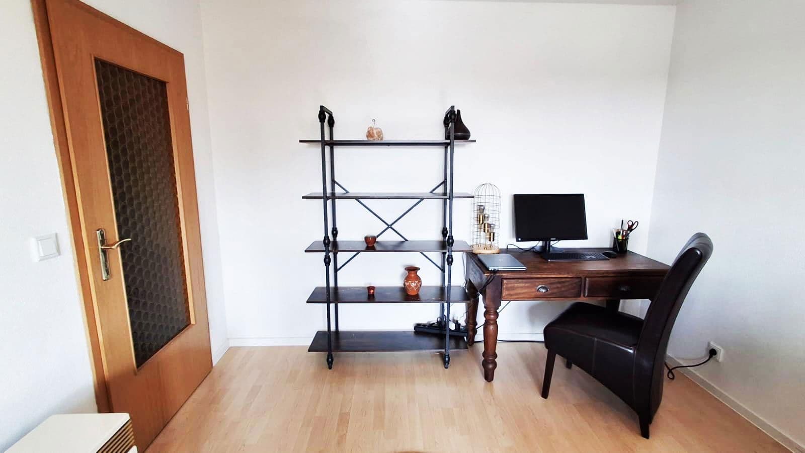 Pronájem bytu 2+1 46 m², Porschestraße 14, Landshut, Bavorsko Pronájem bytu 2+1 46 m², Porschestraße 14, Landshut, Bavorsko