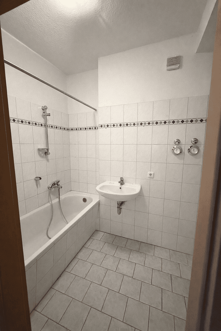 Pronájem bytu 3+1 67 m², Bürgelstraße 2, Magdeburg, Sasko-Anhaltsko Pronájem bytu 3+1 67 m², Bürgelstraße 2, Magdeburg, Sasko-Anhaltsko