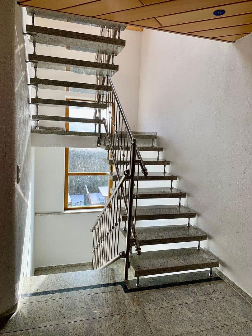 Prodej domu 174 m², pozemek 600 m², Sonnenstraße 11, Stetten am kalten Markt, Bádensko-Württembersko Prodej domu 174 m², pozemek 600 m², Sonnenstraße 11, Stetten am kalten Markt, Bádensko-Württembersko